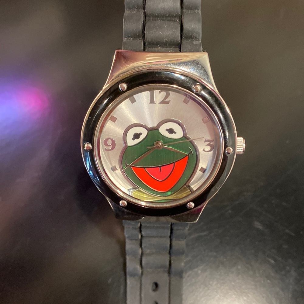 Disney Kermit the Frog watch.  Like new condition. Unisex